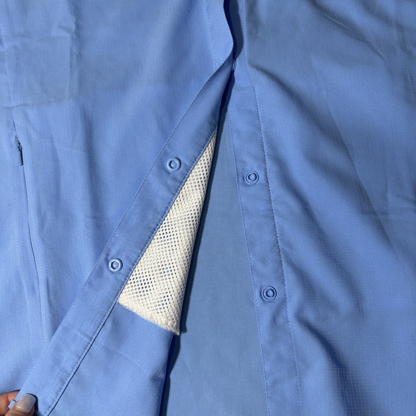Columbia PFG Omni Shade Women’s Periwinkle Short Sleeve Button Up Large