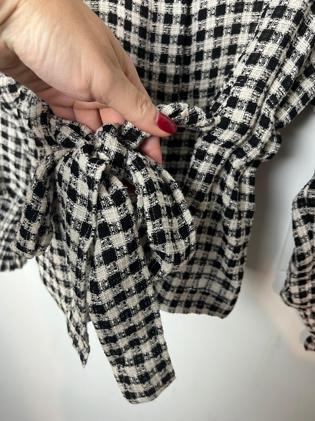 Intermix Shirt Womens Small Black White Gingham Zip Front Tie Waist Ruffle Top