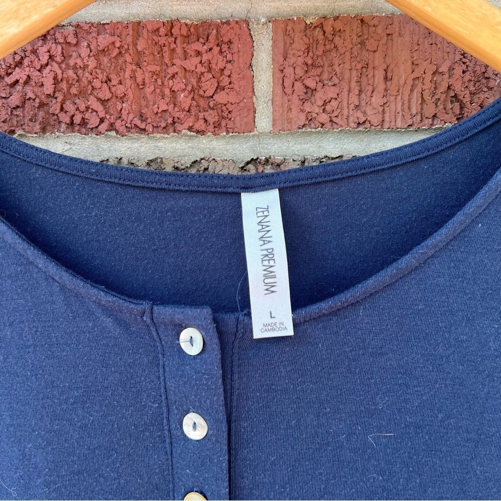 Zenana Premium Navy Blue Scoop Neck Button Dolphin Hem Long Sleeve Tee Shirt