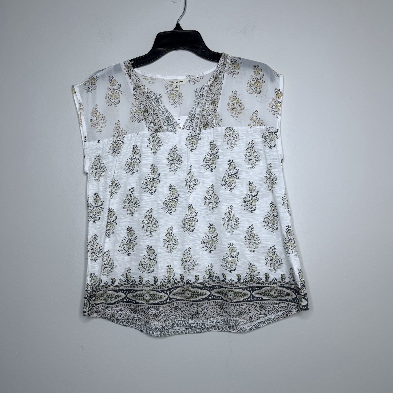 Lucky Brand Boho Floral Print Top Women’s Small Mixed Media V Neck Cap Sleeve