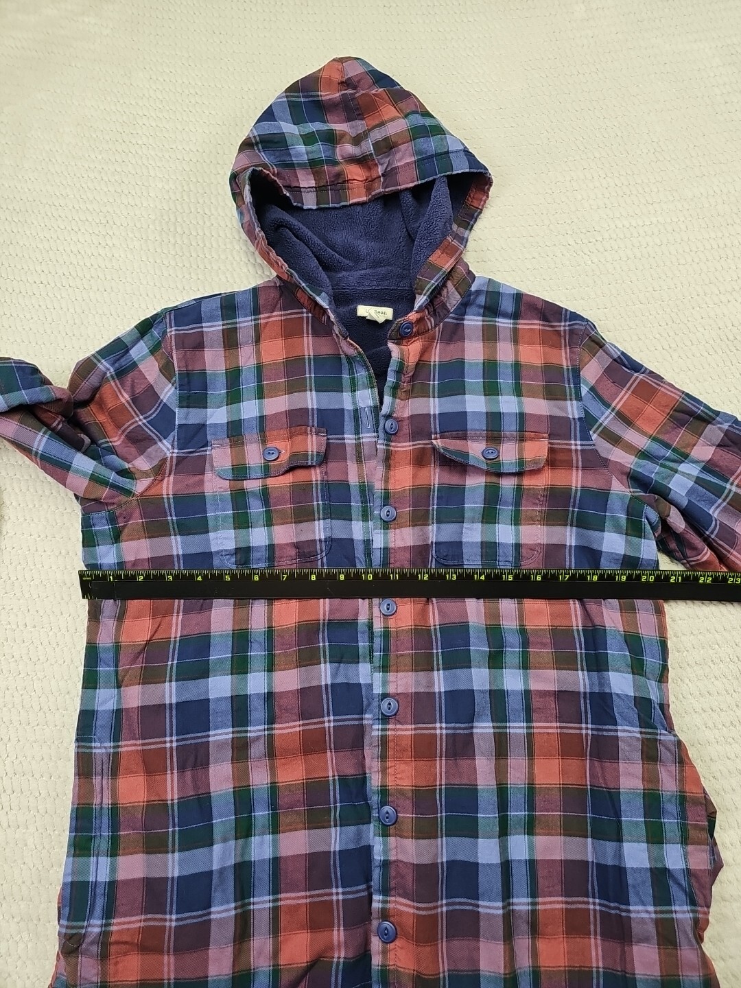 LL Bean Shirt Womens Medium Fleece Lined Hooded Button Up Plaid Pockets