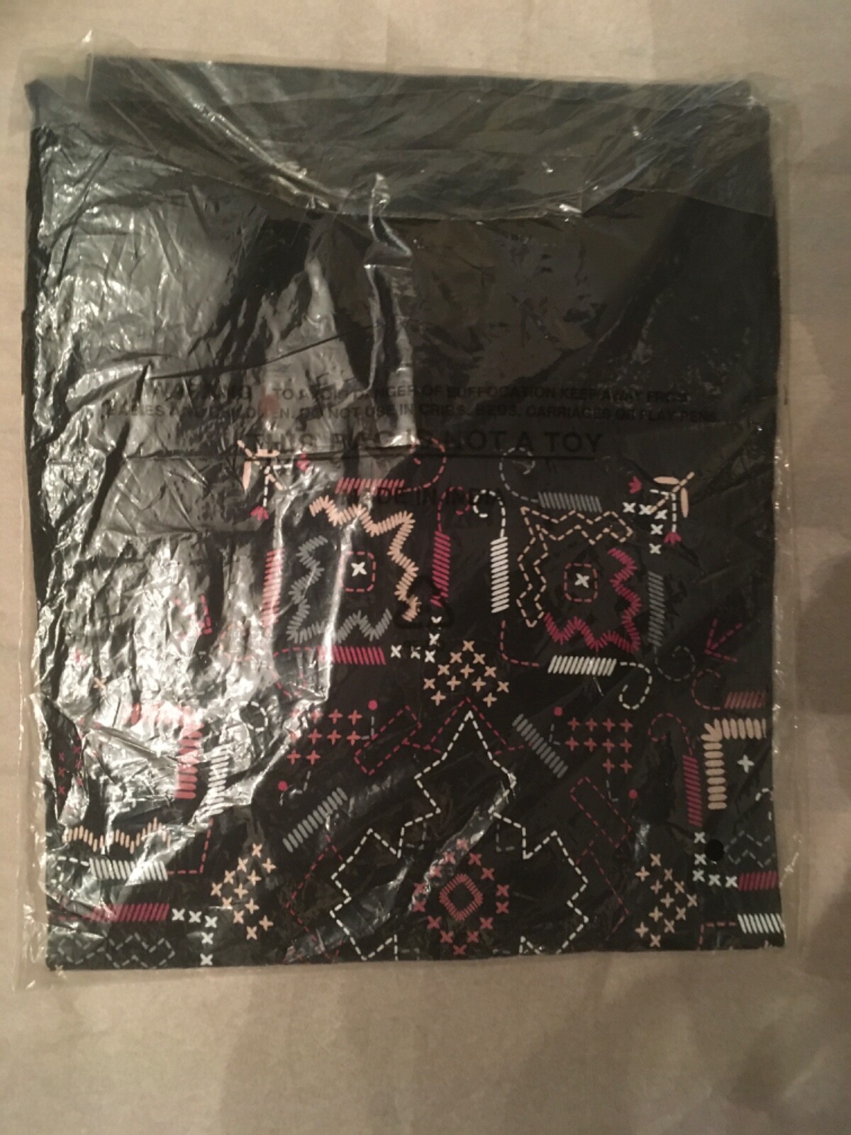 NEW SAHALIE WOMEN SATURDAY MARKET SHORT-SLEEVE TEE TSHIRT BLACK PINK M L XL