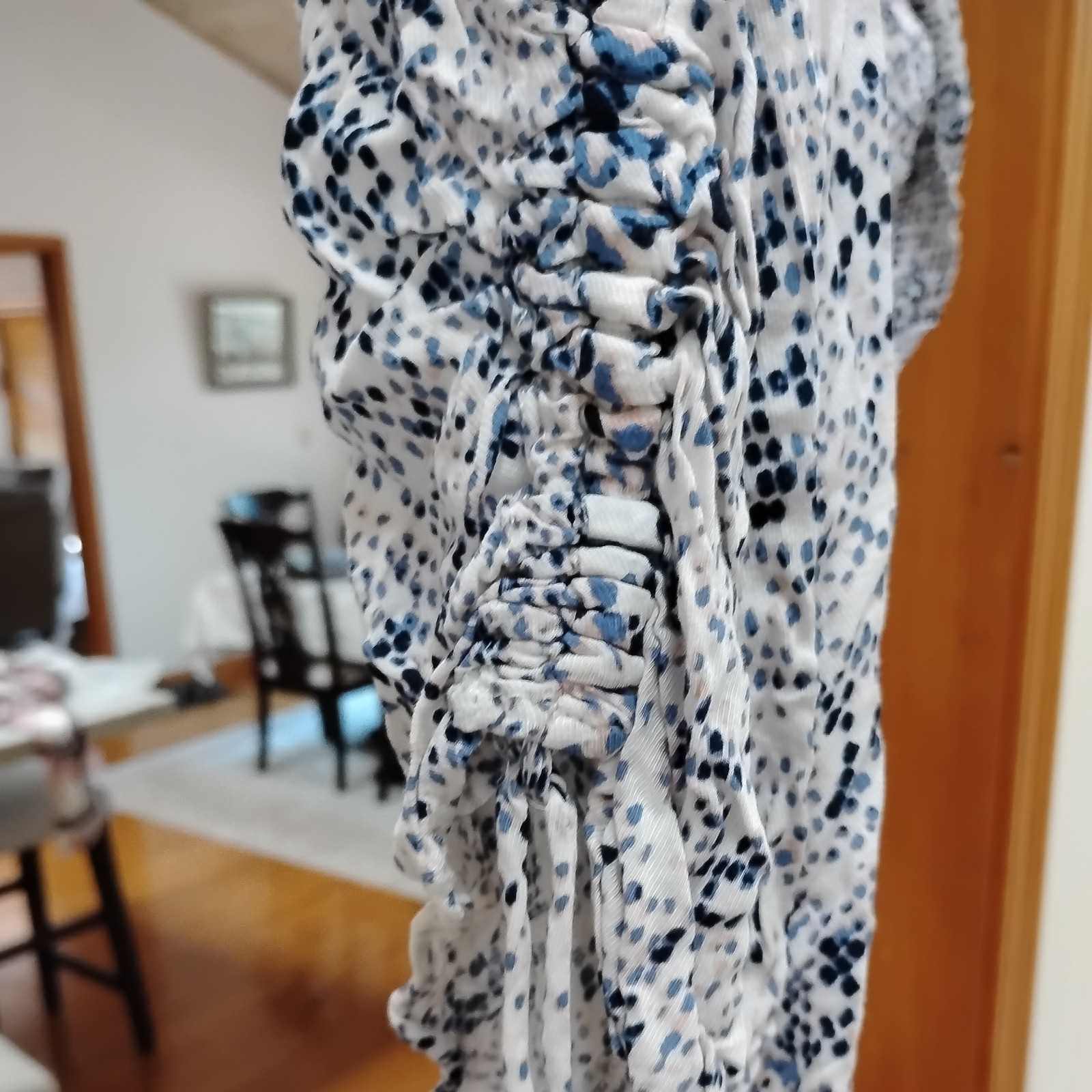 Westport Women’s 2X Sleeveless Top Tank Blue/White, Stretch, V-Neck, Crisscross