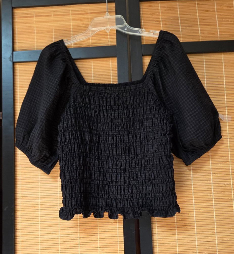 Old Navy Women’s L Smocked Top Puff Sleeves Square Neck Black Cottagecore Boho