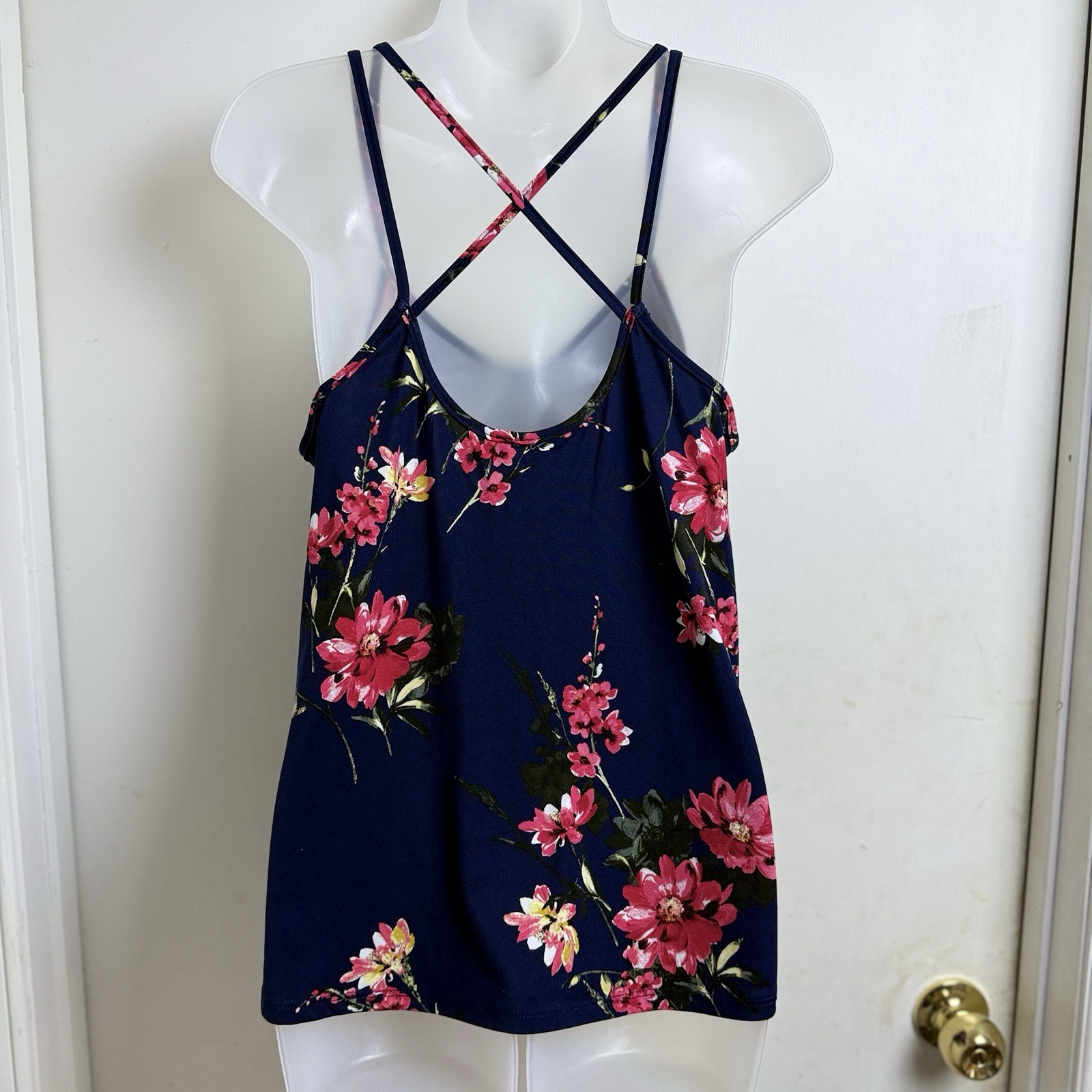 Papermoon Womens Floral Navy Blue Flowy Tank Blouse Sz M Vacation Travel Coastal