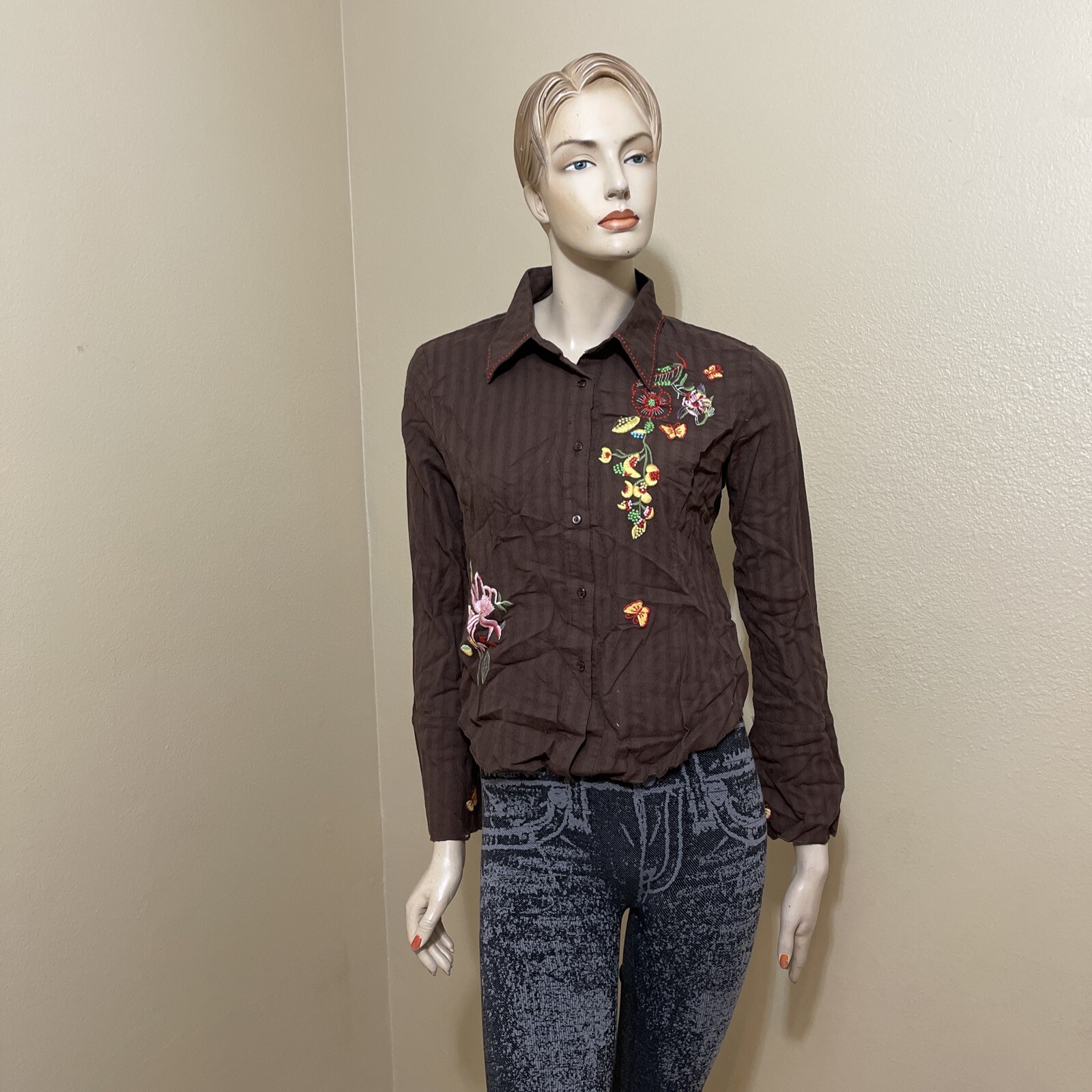 Women’s Brown Cotton Casual Embroidered Slit Sleeve Size M Button Up Blouse Top