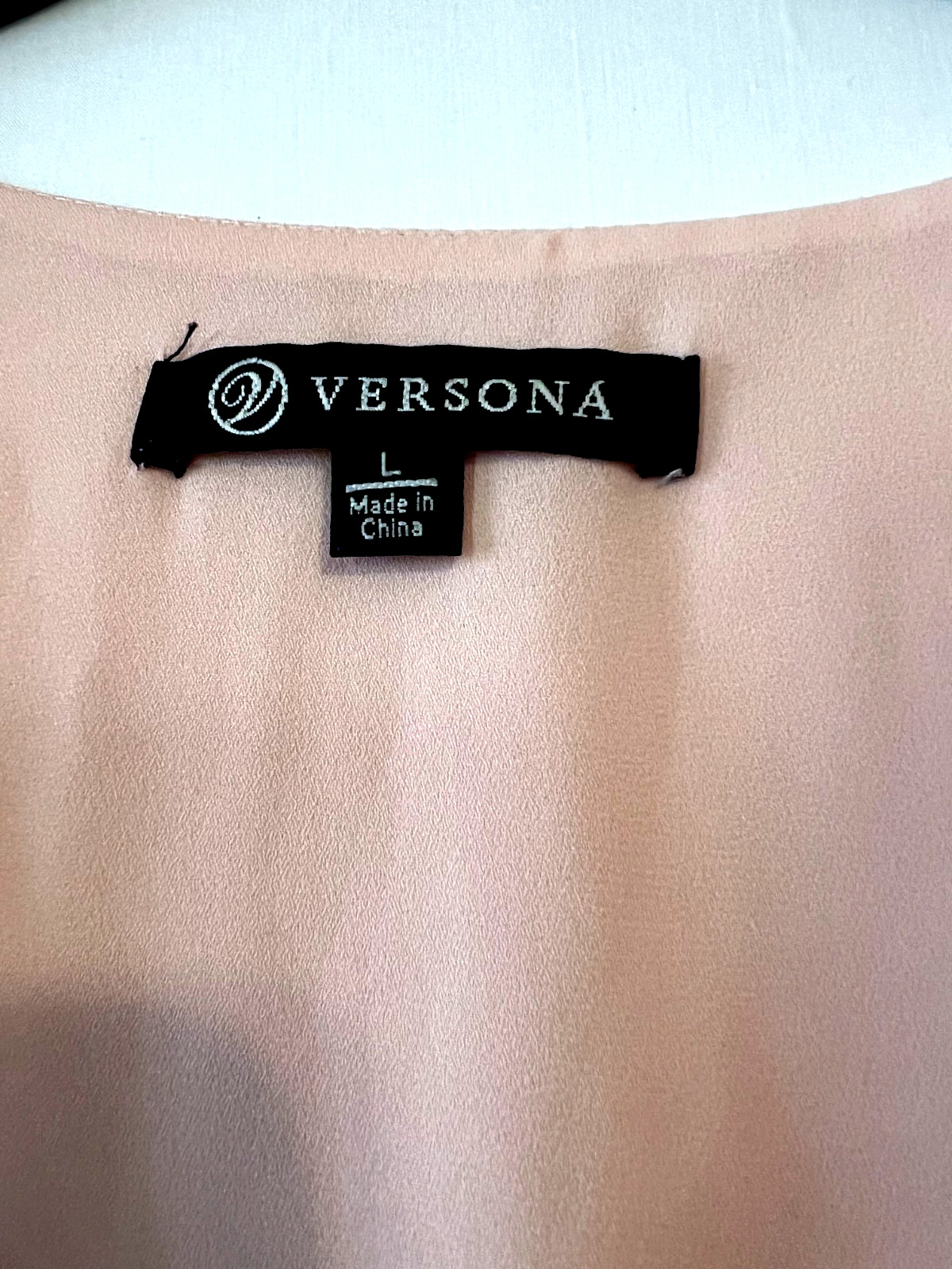 Versona ladies Pale Pink Blouse with long flutter sleeves Size Large