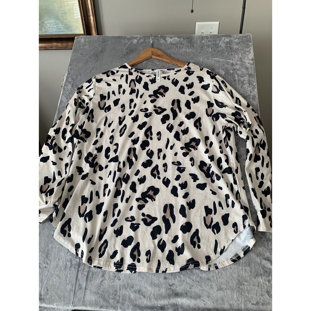 Tickled Teal 1X Long Tunic Top With Animal Print Long Sleeve Boat Neck. Plus SZ