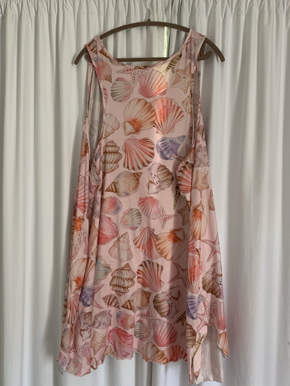 Women’s Plus 3XL Pink/Multicolor Shell Print Sleeveless Wide Strap nightgown
