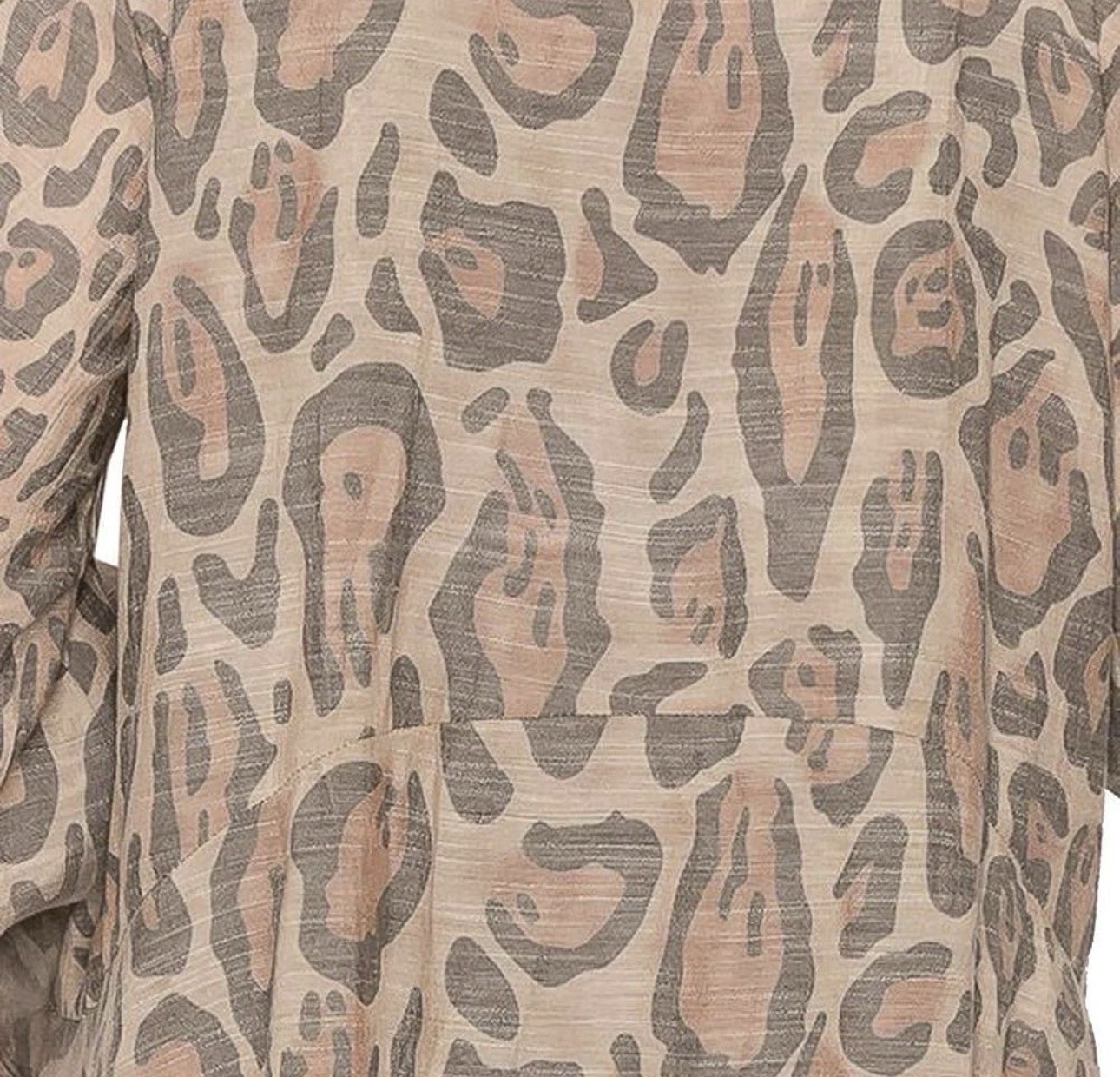 Origami Apparel Women’sLeopard Animal Print LightweightCardigan with Ruffles