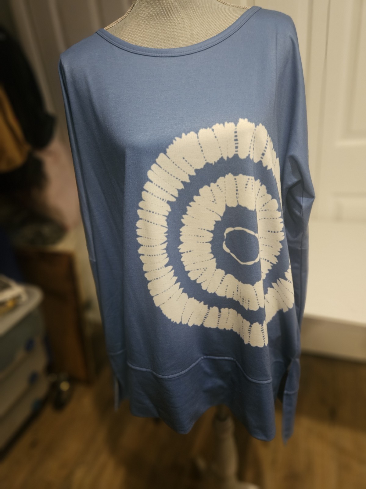 Women’s Long Sleeve Tunic Top Blue With White Design, Tunic Has Slit Sides