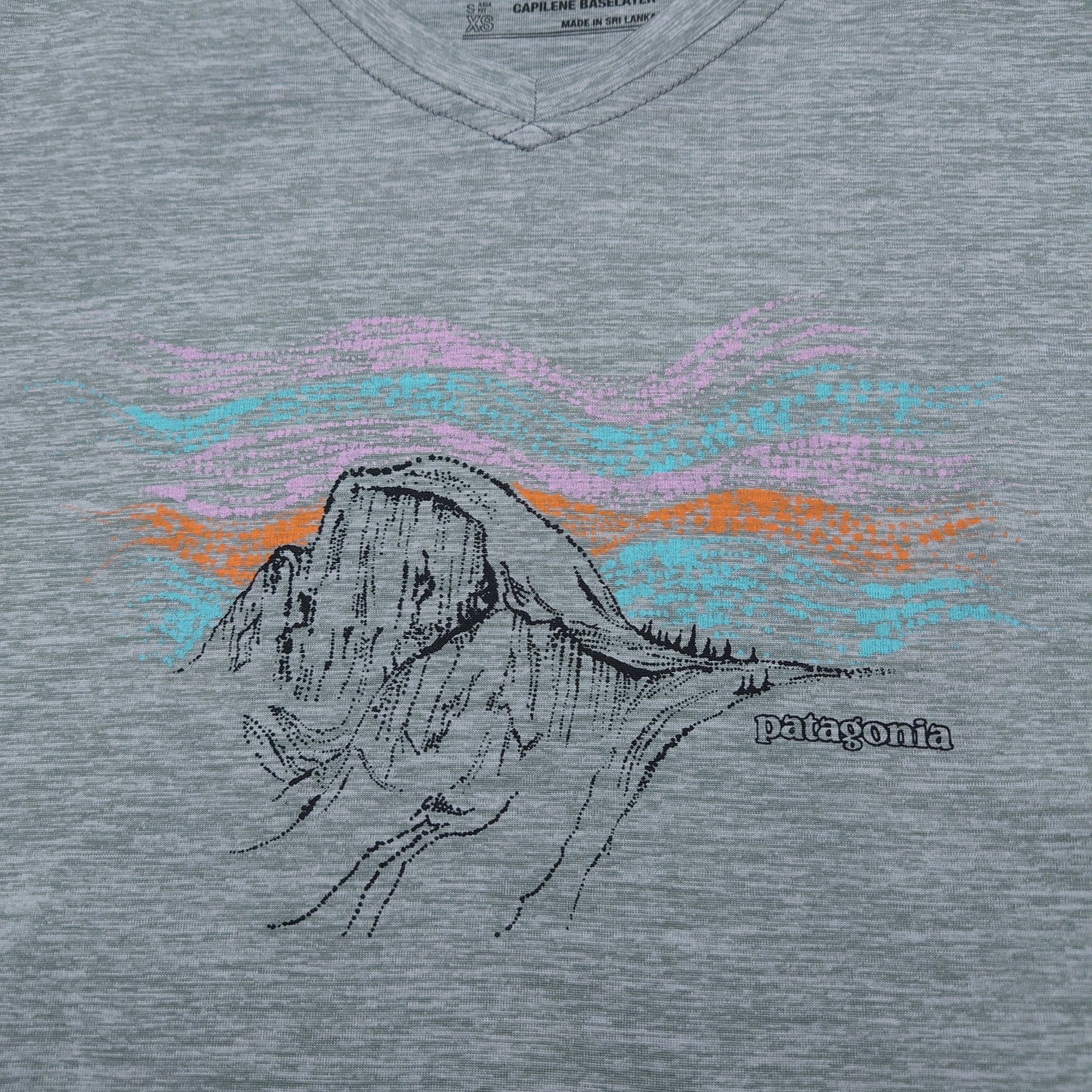 Patagonia Capilene Daily Graphic T-Shirt XS Gray Mountain Sunset Baselayer