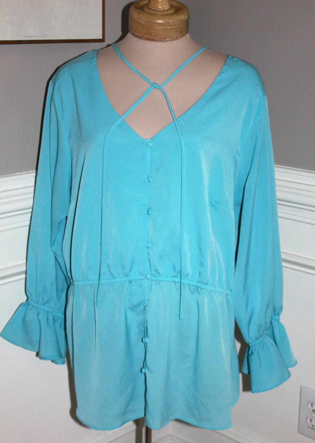 Lane Bryant Blue blouse ruffle cuff long sleeve button elastic cinch waist 18 20