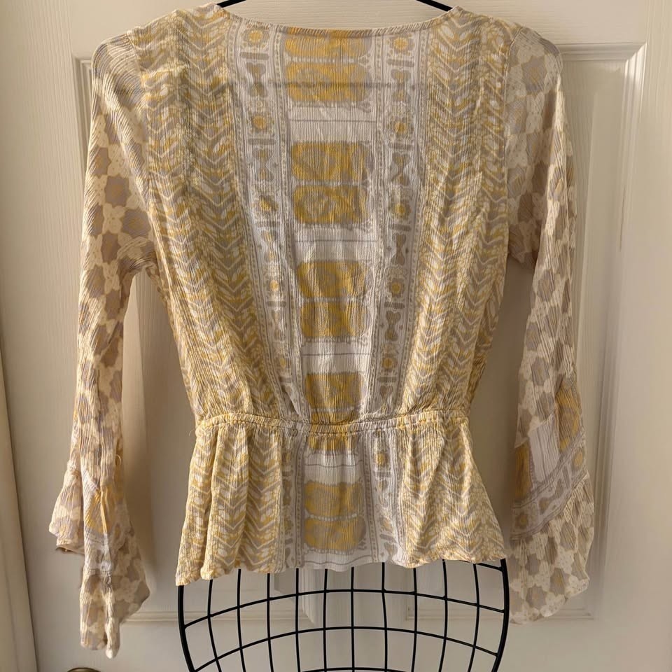 Free People XS Boho Wrap Peplum Blouse Bell Sleeve Cream Mustard Print