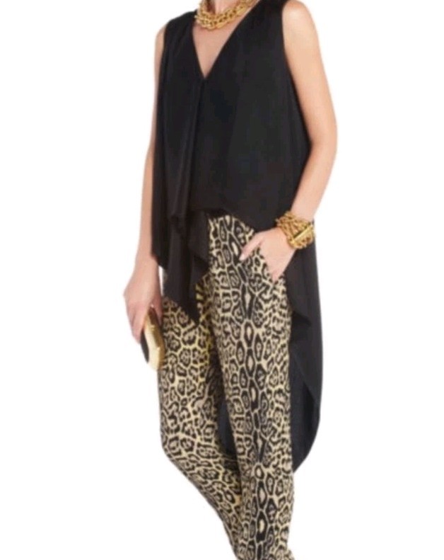 NWT BCBG MAXAZRIA SIZE S Cyprien Black Satin Ruffle Asymmetric Hi-Low Top
