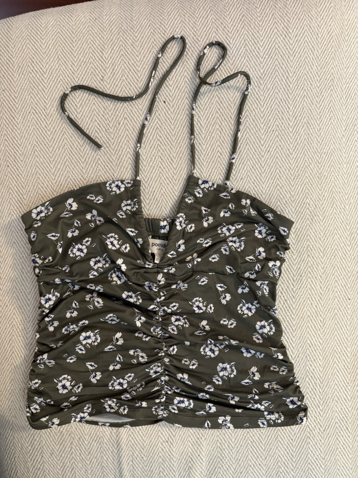Porridge Women’s M Green/White Floral Ruched Spaghetti Strap V-Neck Cami