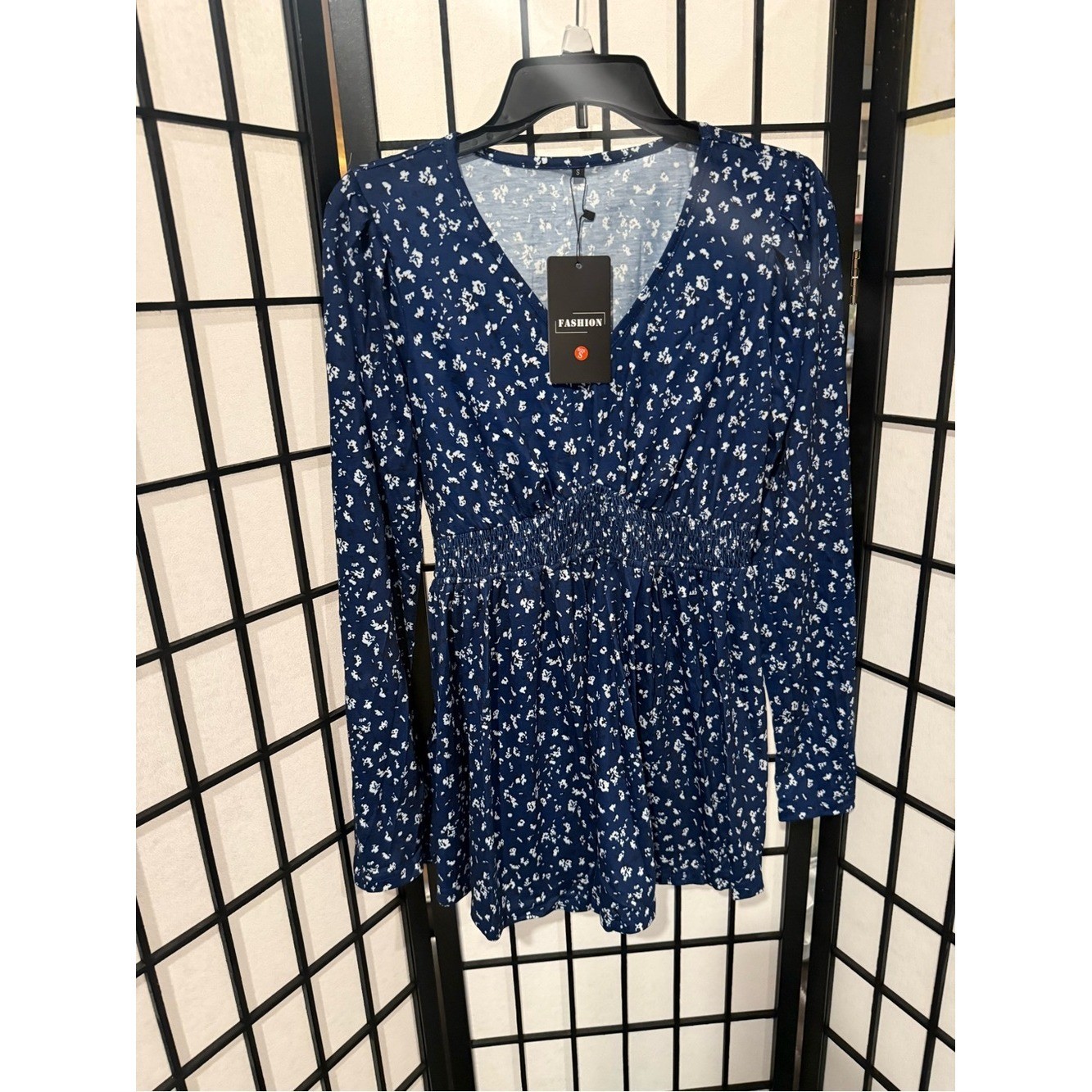 NWT Navy Floral Smocked Babydoll Maternity Tunic Top Small