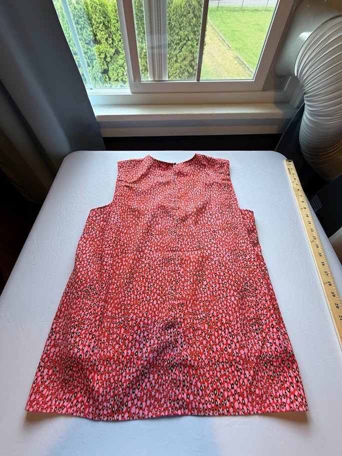 Women’s Ted Baker preppy fun fit blouse for any occasion – Size 4