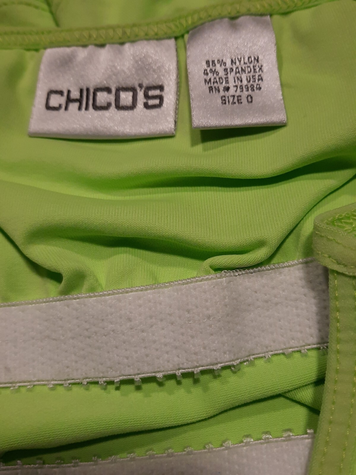 CHICO’S Camisole – Chico’s Sz. 0 (4/6) – Scoop Neck, Inner Bra, Adj. Straps