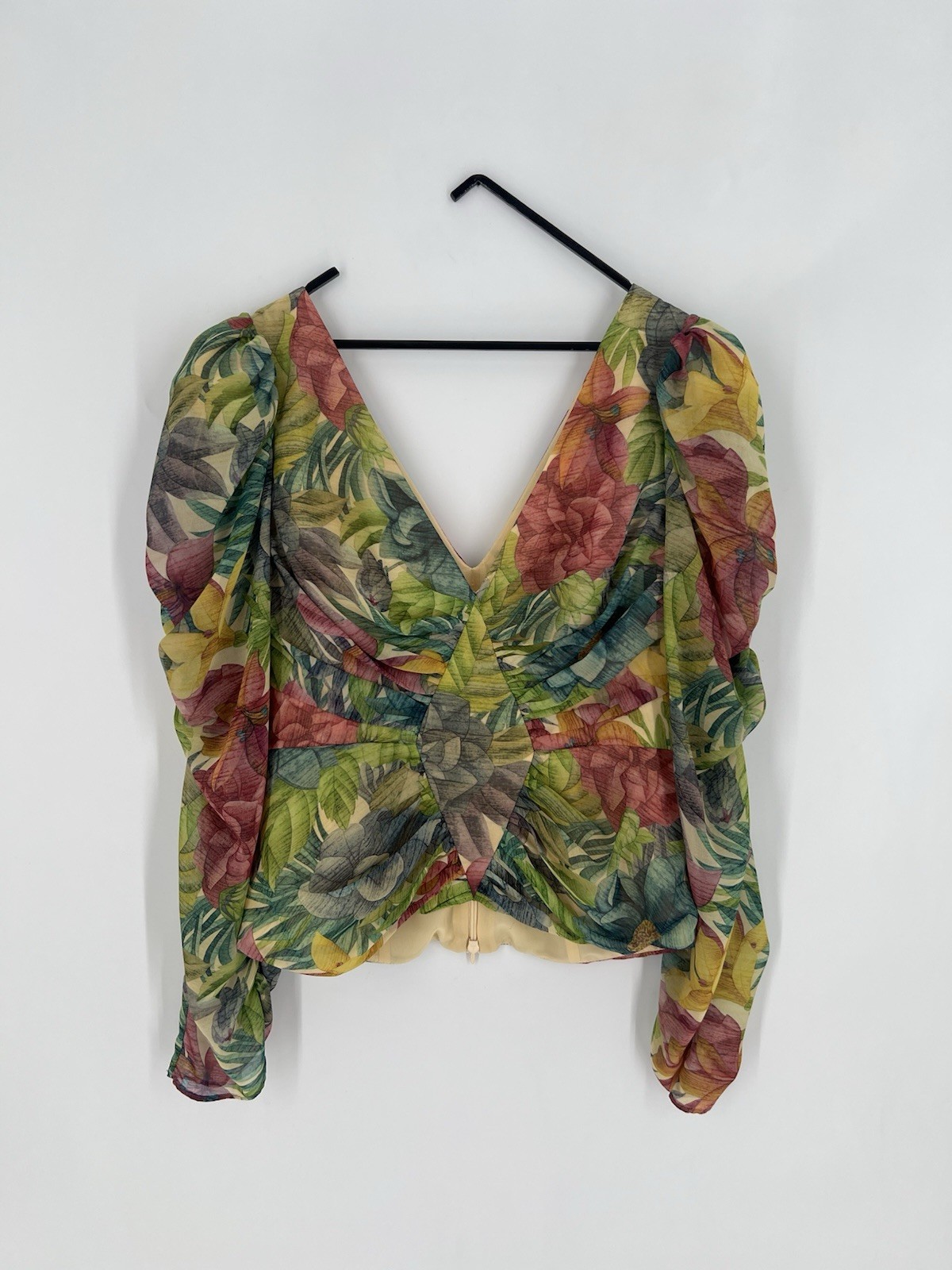 Amur Jerre Chiffon Deep V Long Sleeve Blouse In Tropical Woodgrain Floral Sz 4