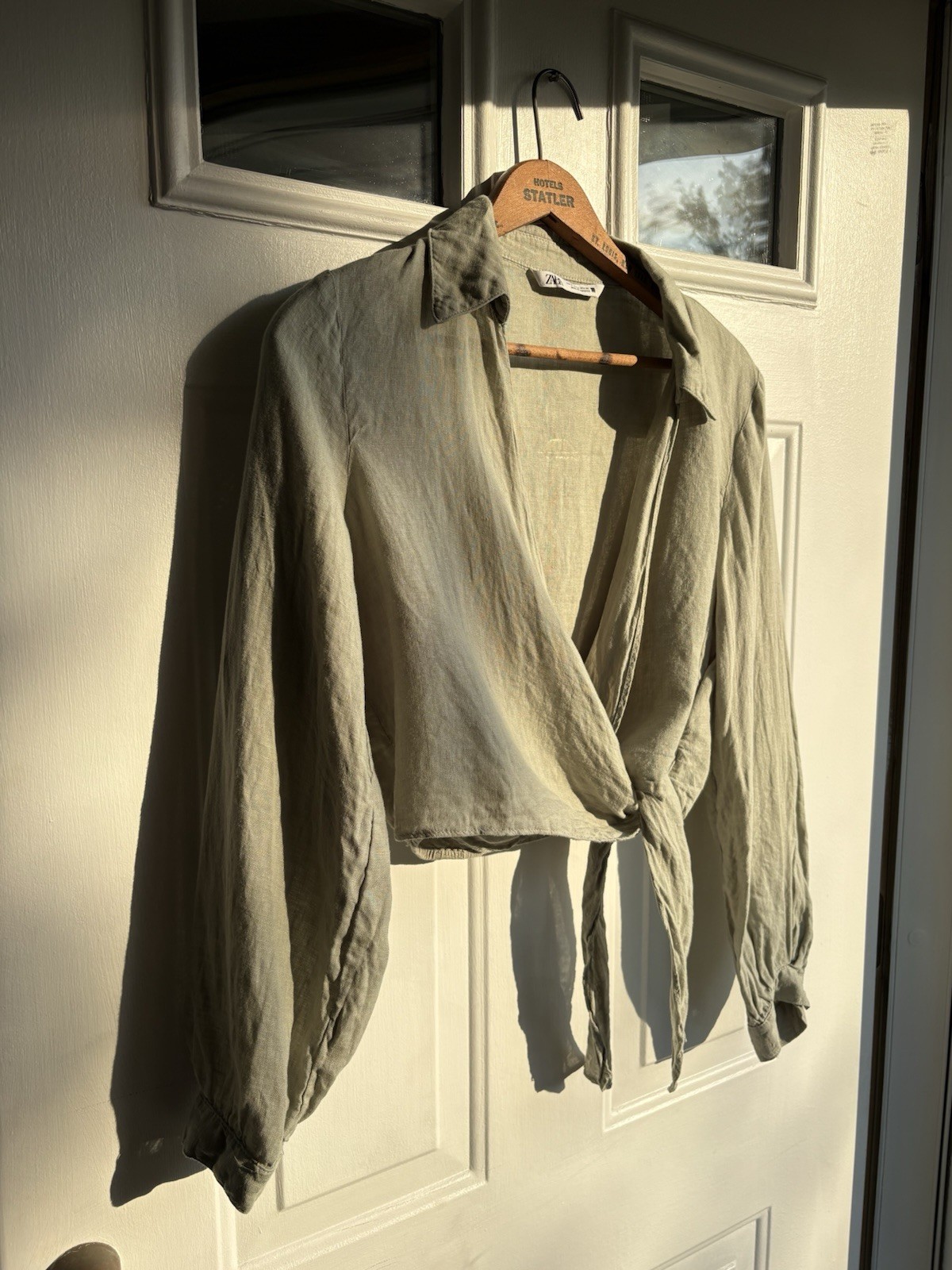 ZARA Women’s S 100% Linen Light Sage Green Cropped Tie Front Blouse