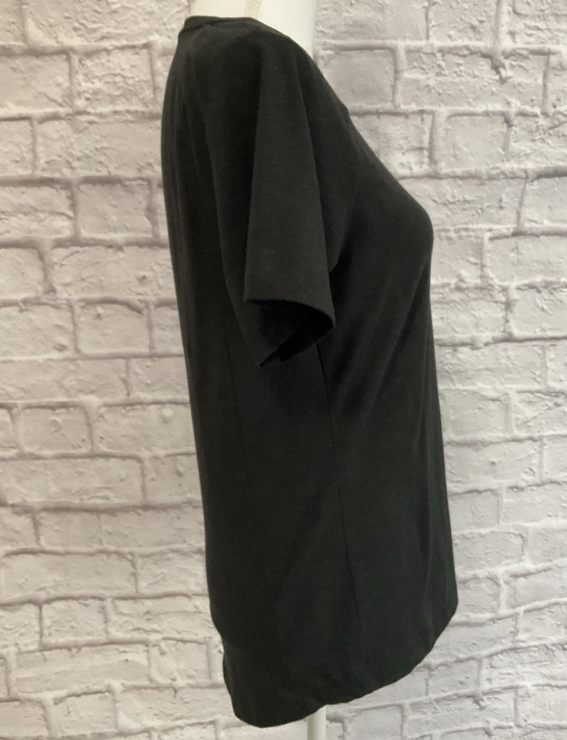 LL Bean M Black Tshirt Wool Poly Spandex Blend Tee Short Sleeve Tee Crew Neck