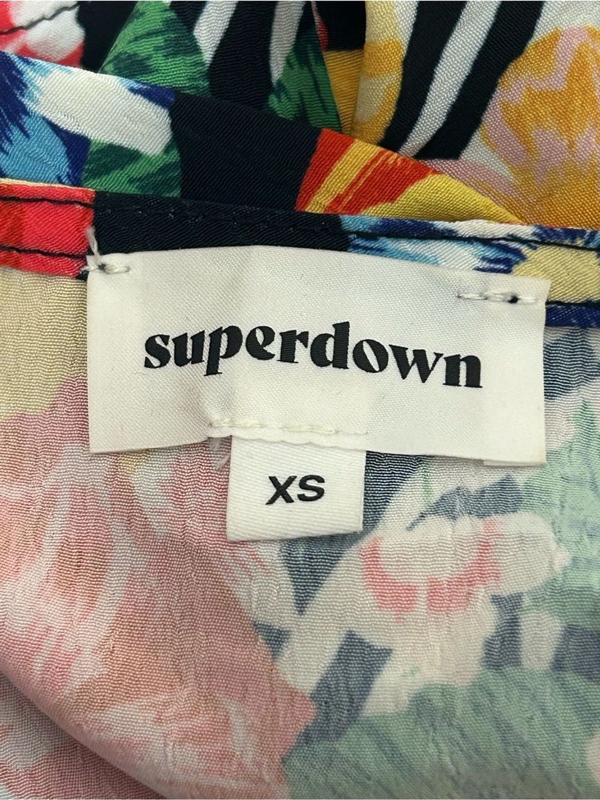 SUPERDOWN Isla Top