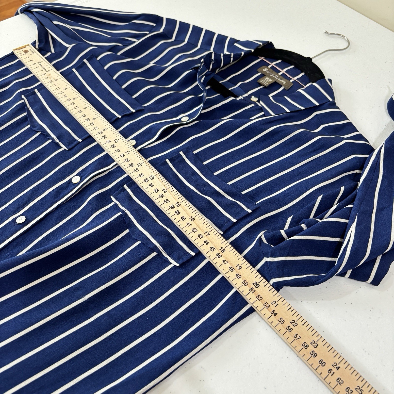 Tommy Bahama 100% Silk Striped Blouse Women M Navy Blue Coastal Quiet Luxury