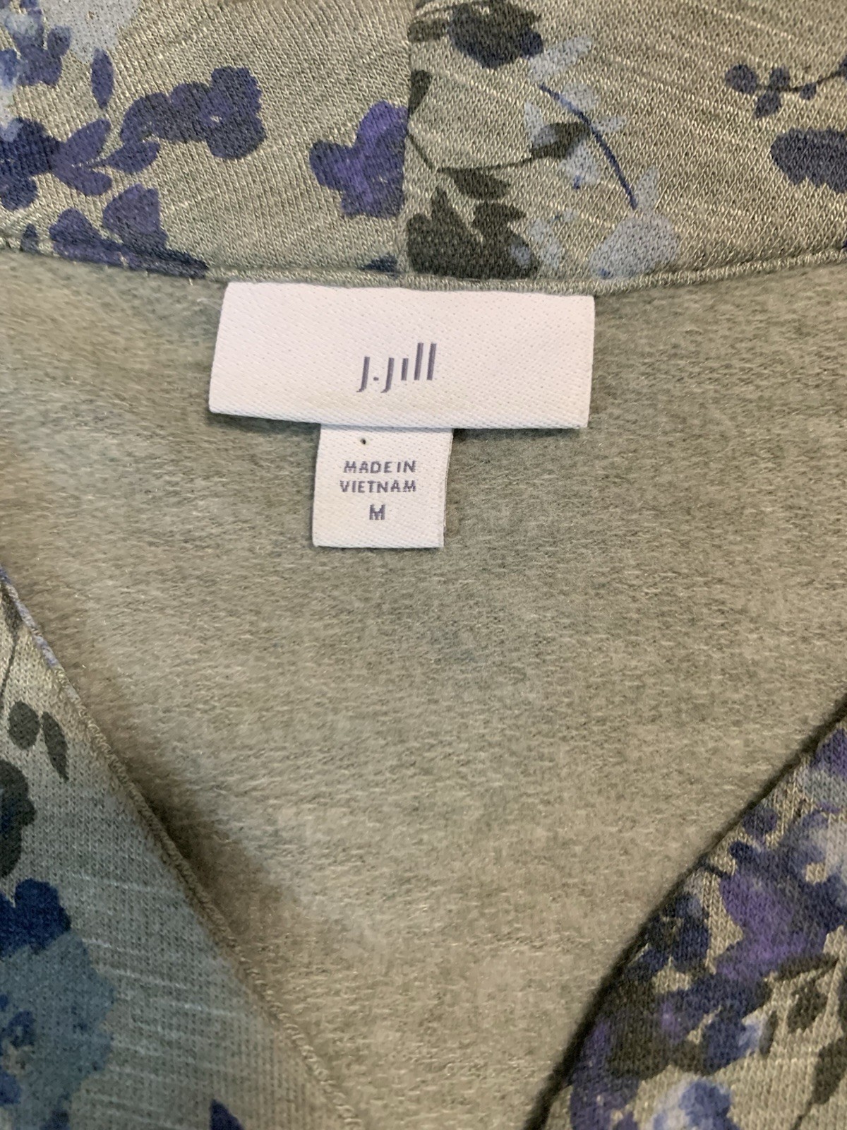 J. Jill Floral Top Medium Green And Blue Multicolor Buttons V Neck
