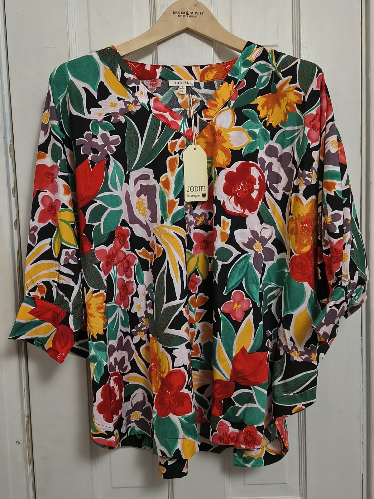 Jodifl NWT Small Dolman Sleeve Top Hawaiian Blouse Spring Summer Vibrant B6