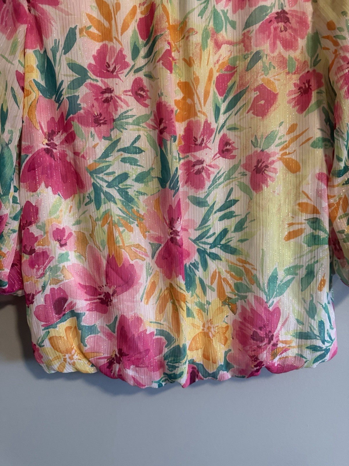 Sara Michelle Pink Floral Blouse 3/4 Sleeve Gold Metallic Accent Petite Size PL