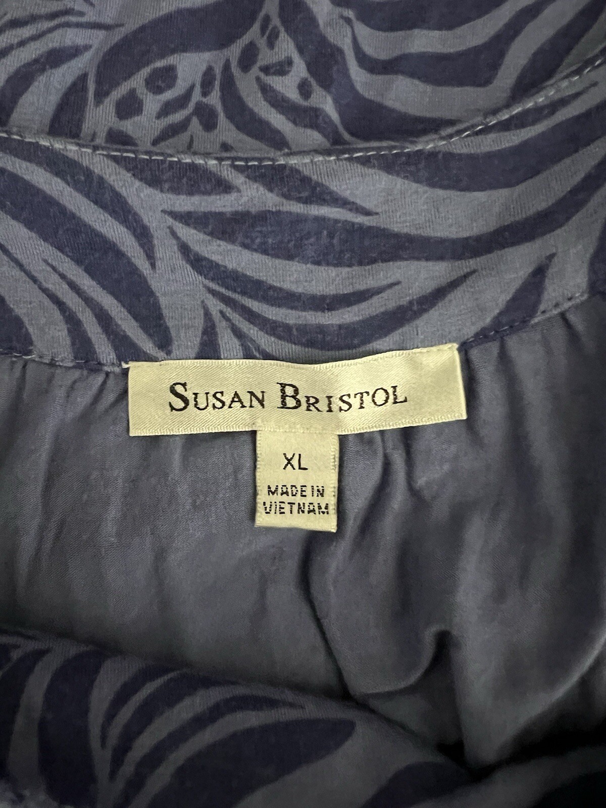 Susan Bristol XL Tank Top Shirt Lilac Purple Scoop Neck Embellished Sleveless L1