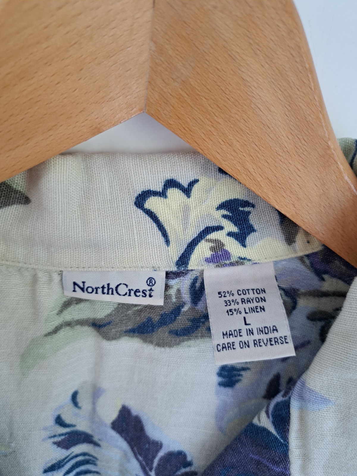 North Crest Floral Blouse Size L Linen Mix Boxy Pocket Slight Stretch