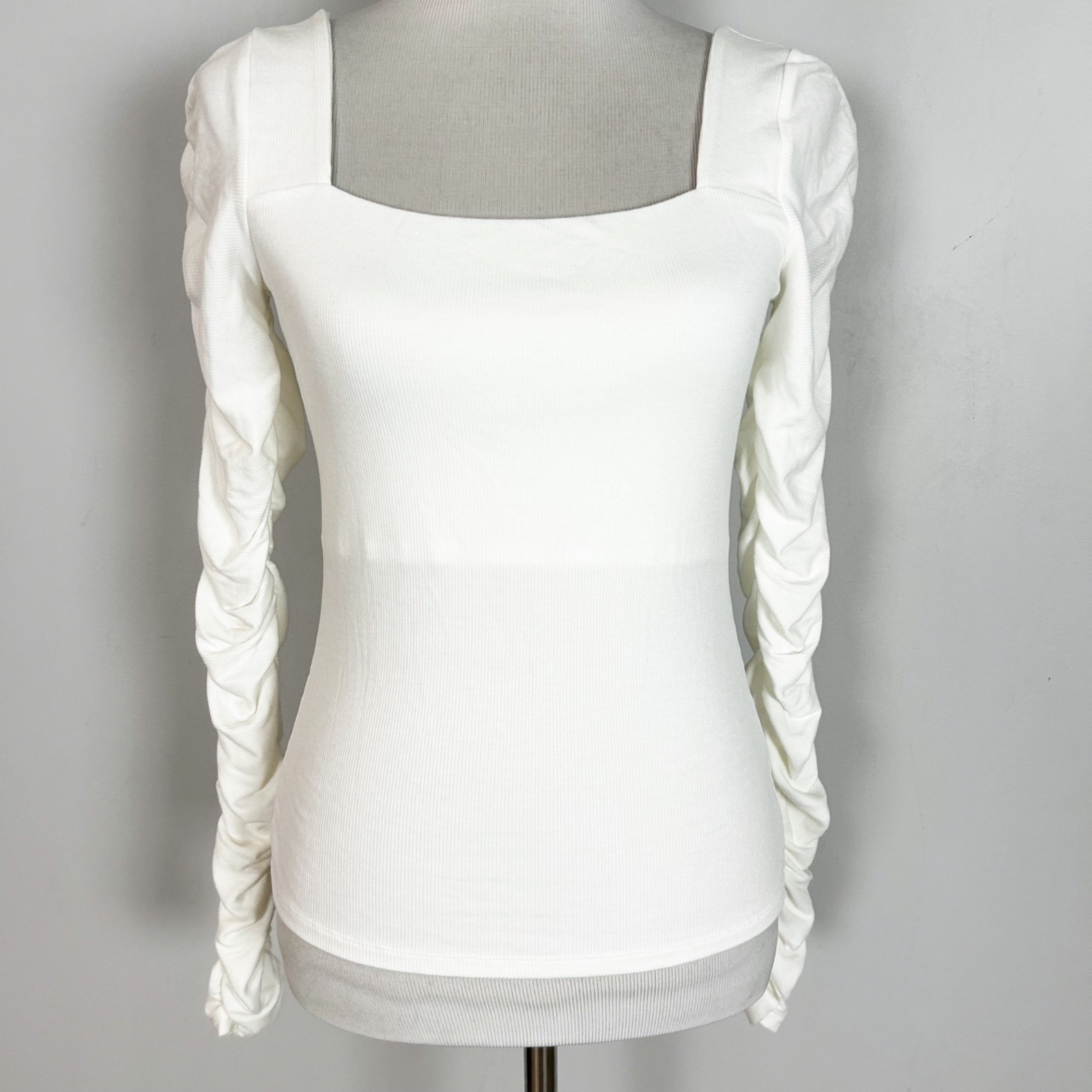 Elodie White Ribbed Stretch Long Ruched Sleeve Top Square Neck Size Medium Women