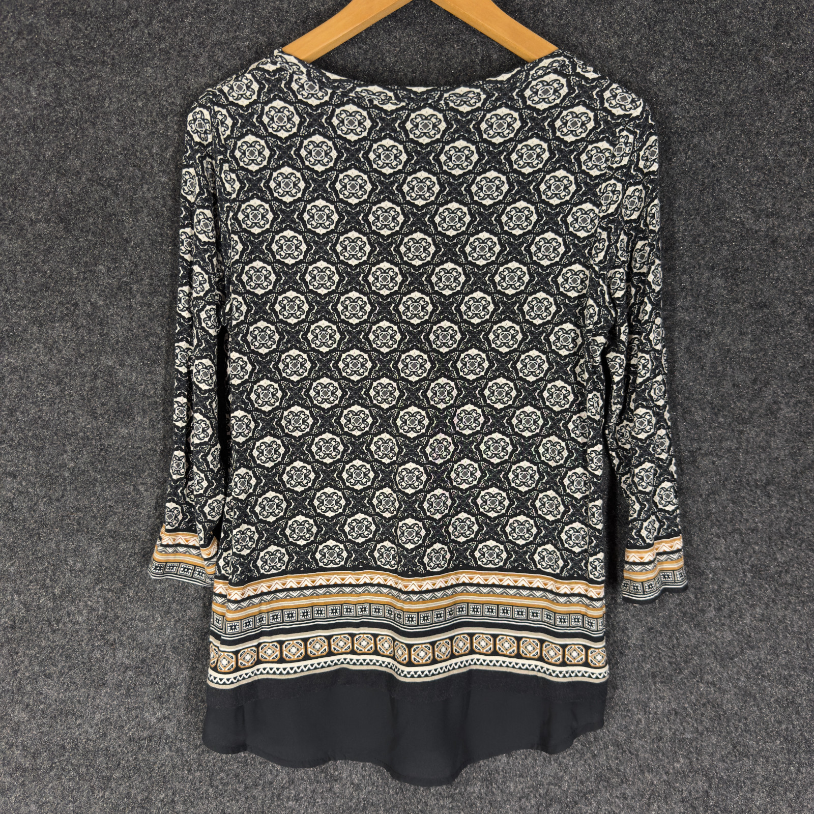 Rose + Olive Blouse Women S Small Black Geometric 3/4 Sleeve Round Neck Rayon