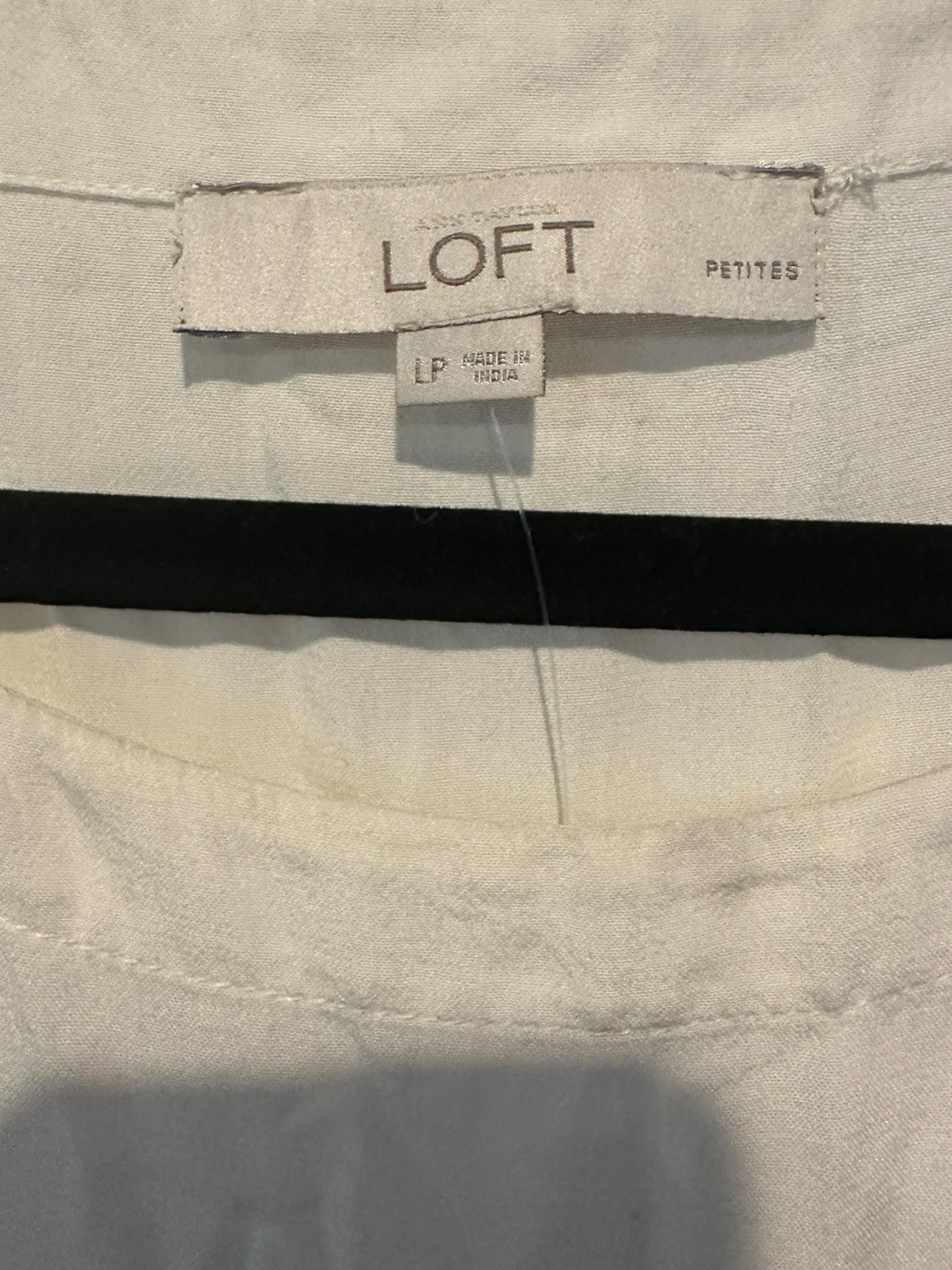 LOFT Petites Women’s Ivory Pullover Blouse Blue Embroidered Bell Sleeve LP