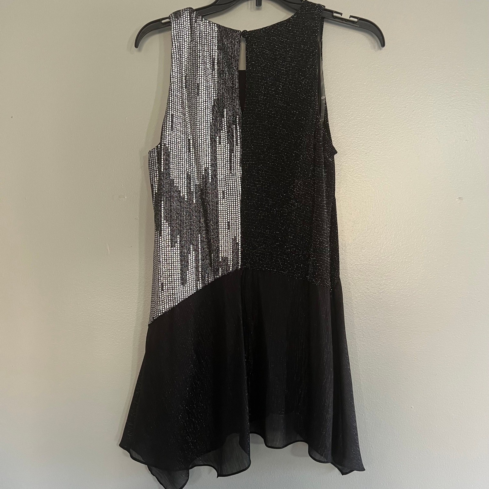 S. Levine Black Silver Metallic Colorblock Sharkbite Hem tunic top M whimsigoth