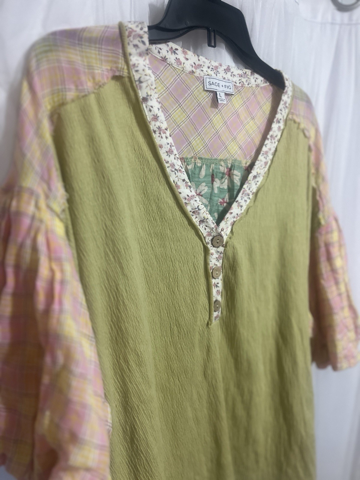 Sage & Fig Green Oversized V-Neck Women’s Top boho country Size large prairie