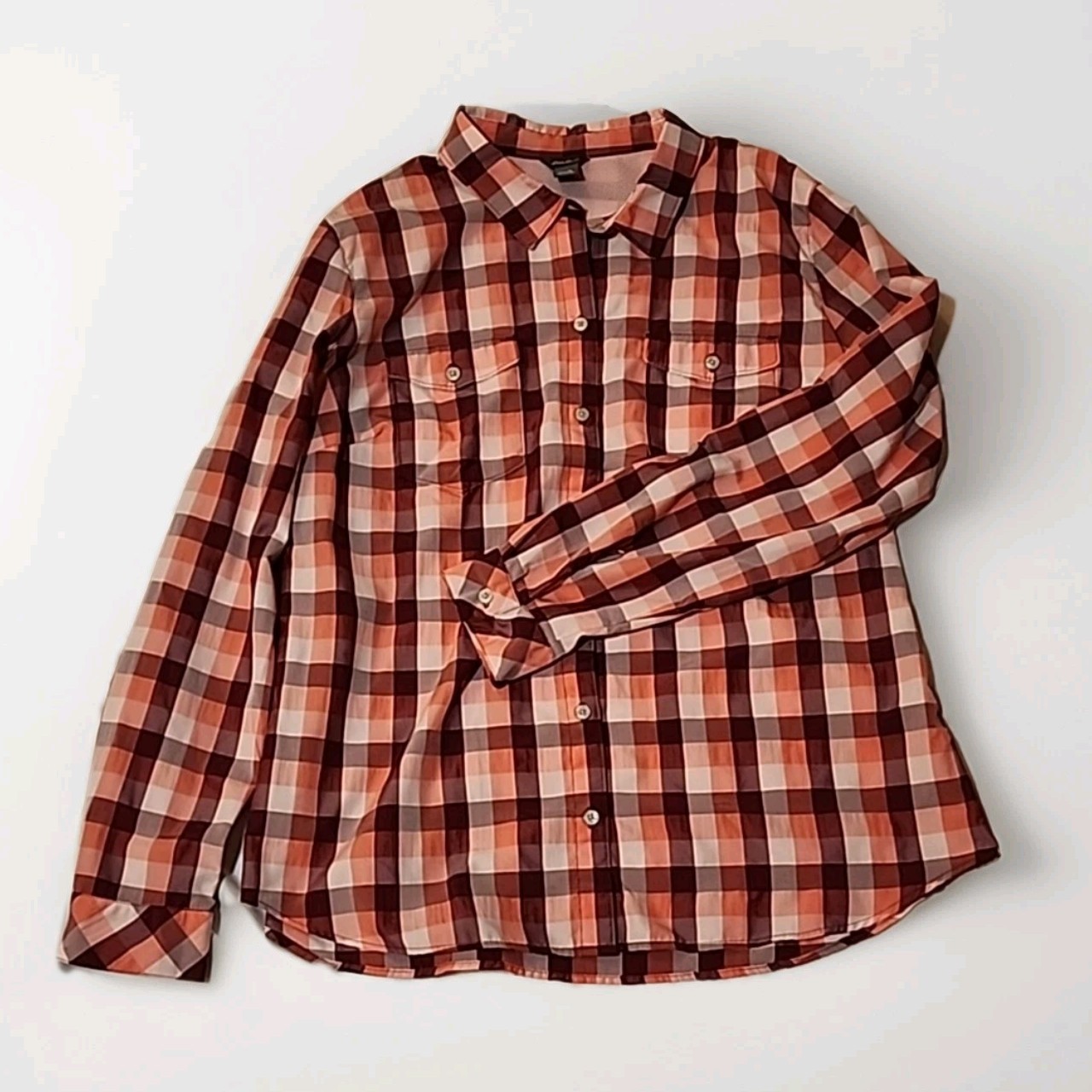 Eddie Bauer Vented Hiking Womens Shirt XL Red Checkered Long Sleeve Button Up R3
