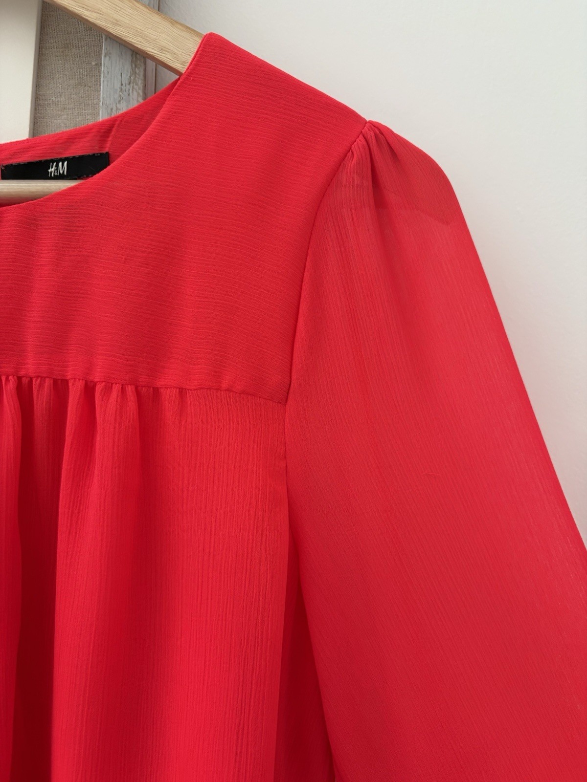 H&M Bright Red Chiffon Blouse Size EUR 34 UK 6 / 8 Long Puff Sleeve Smock Top