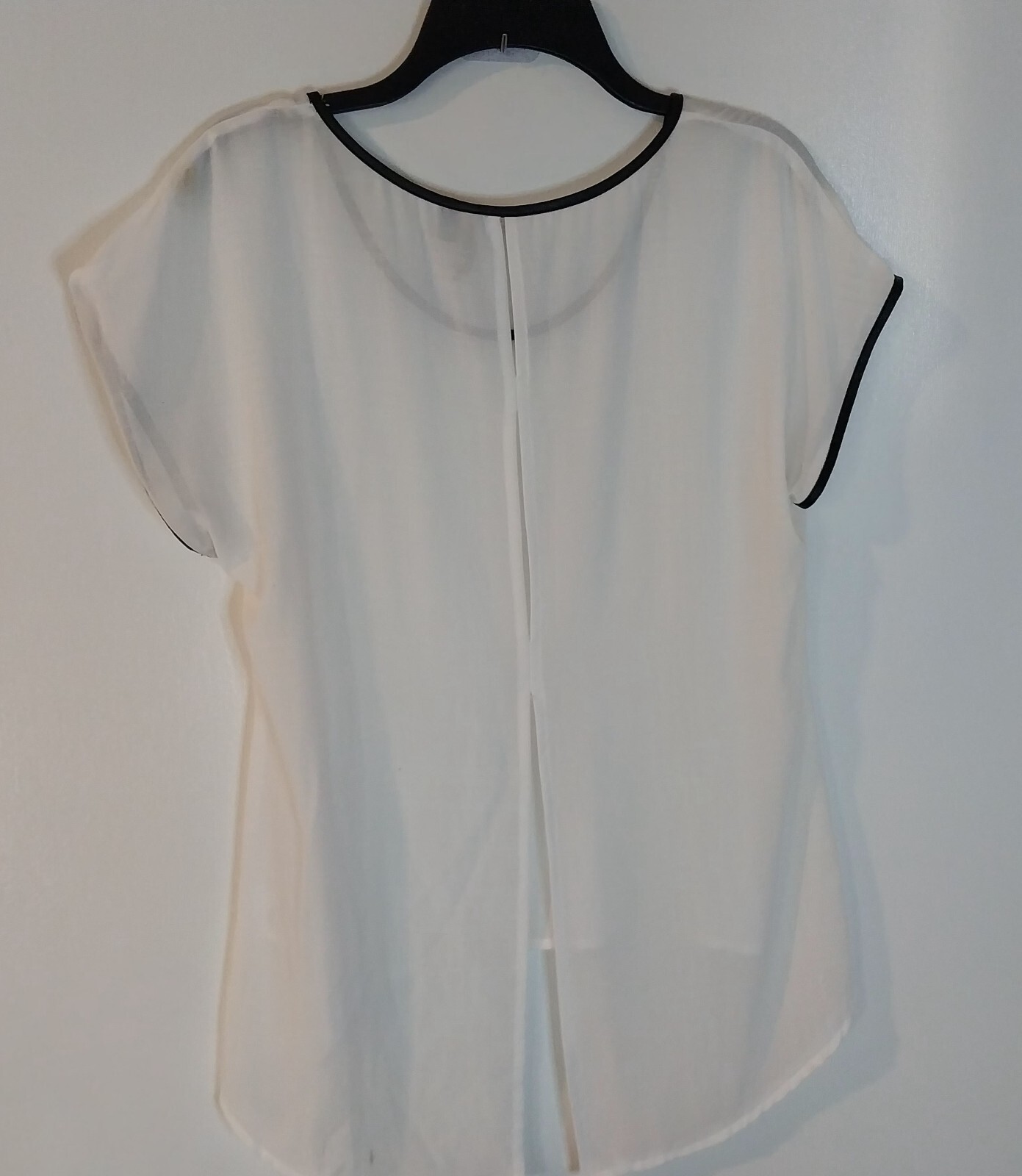Heartsoul Womens Large White Chiffon Blouse Black Contrast Trim Split Back Top