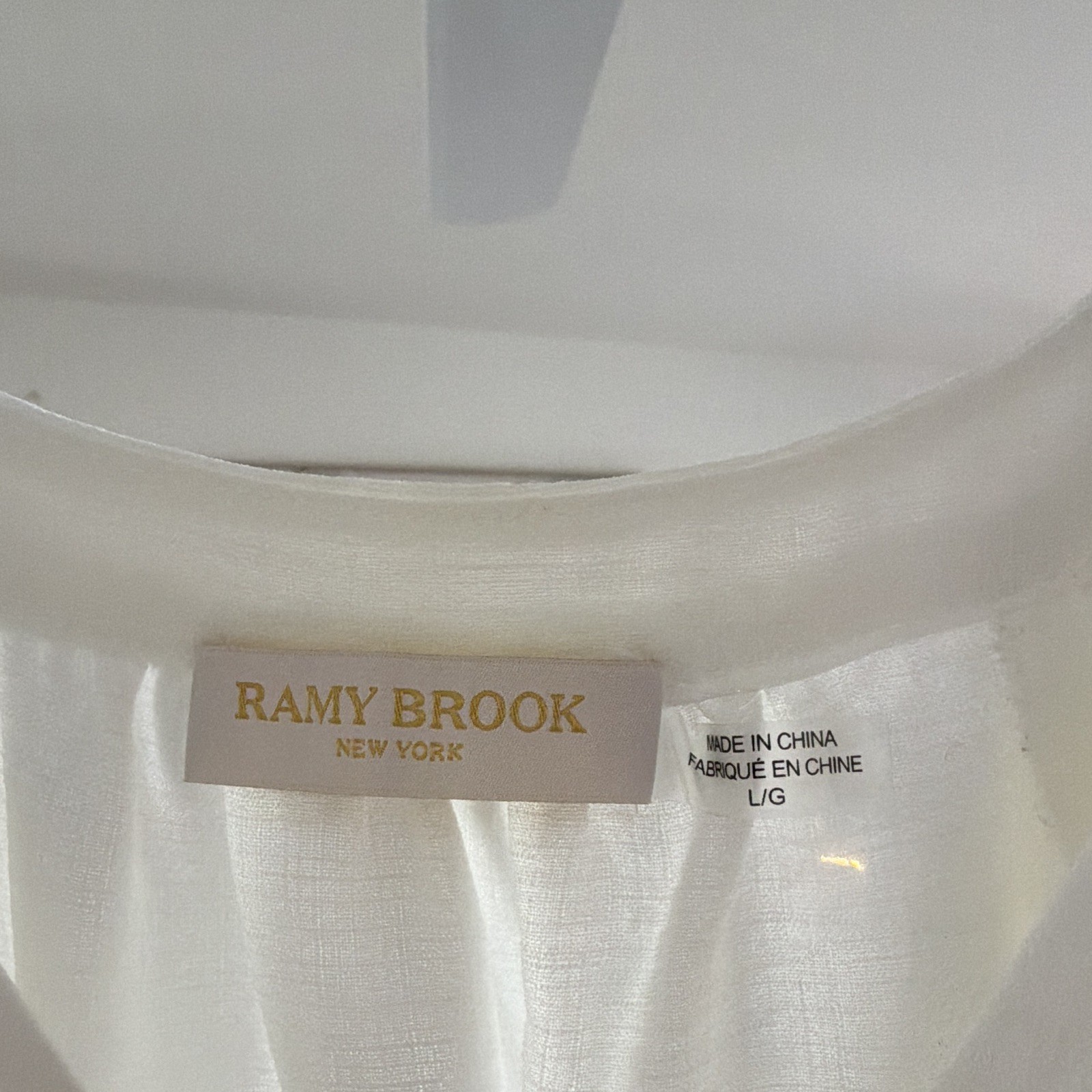 Ramy Brook New York White Ruffle Button Front Cap Sleeve Blouse L Great top.