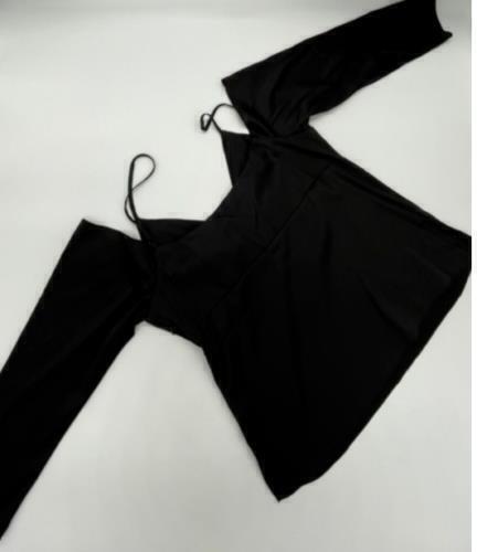 Wayf Top Cold Shoulder Long Sleeve Black Women’s Sz S NEW NWT N72