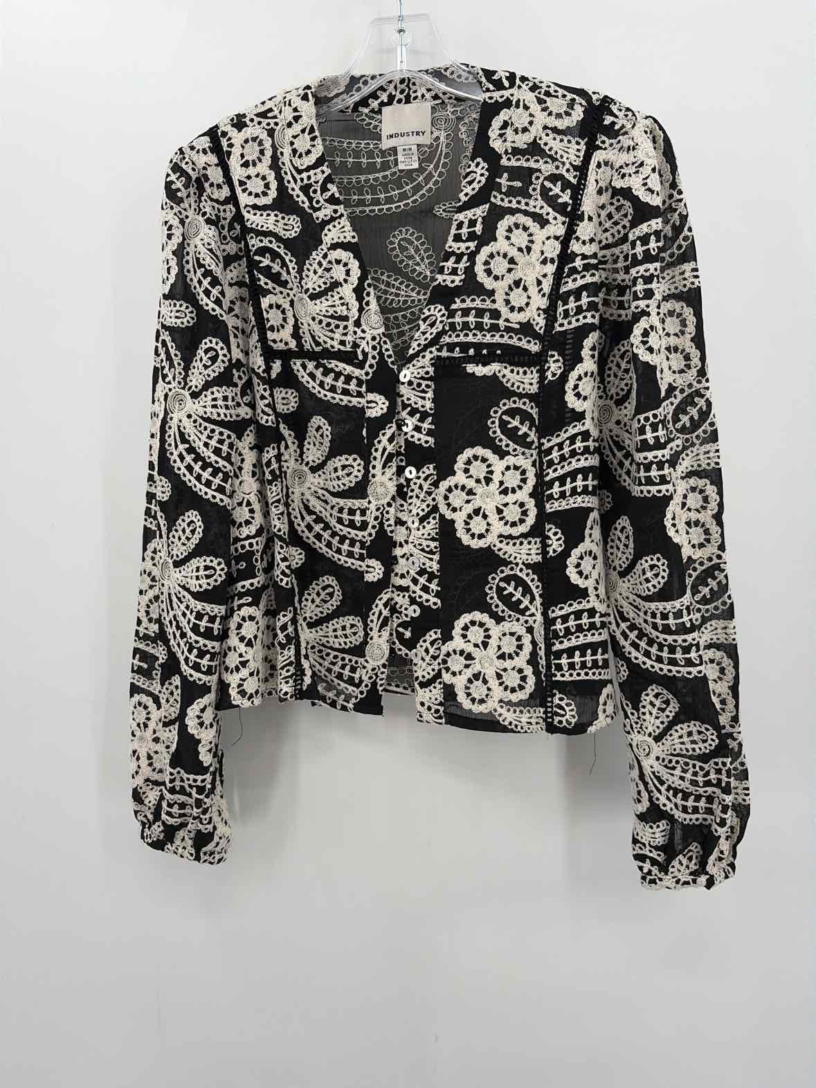 Pre-Owned Industry Black Size Medium Long Sleeve Blouse