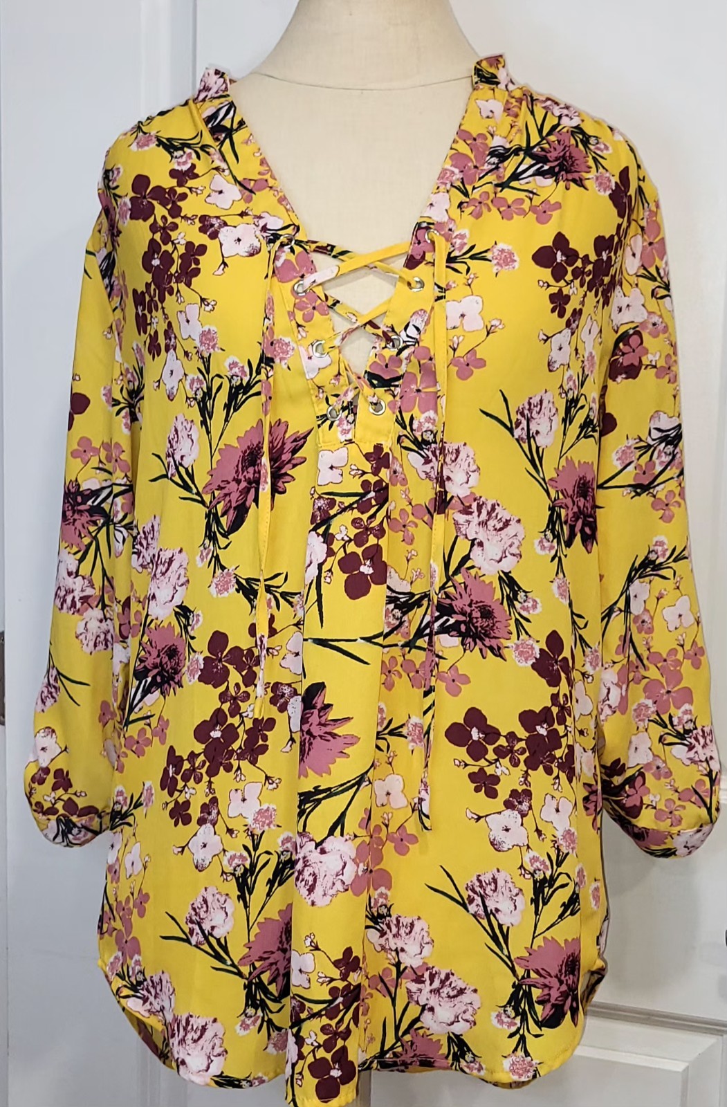 J for Justify Yellow & Mauve Floral Roll Tab Tunic Blouse Top Women L Large