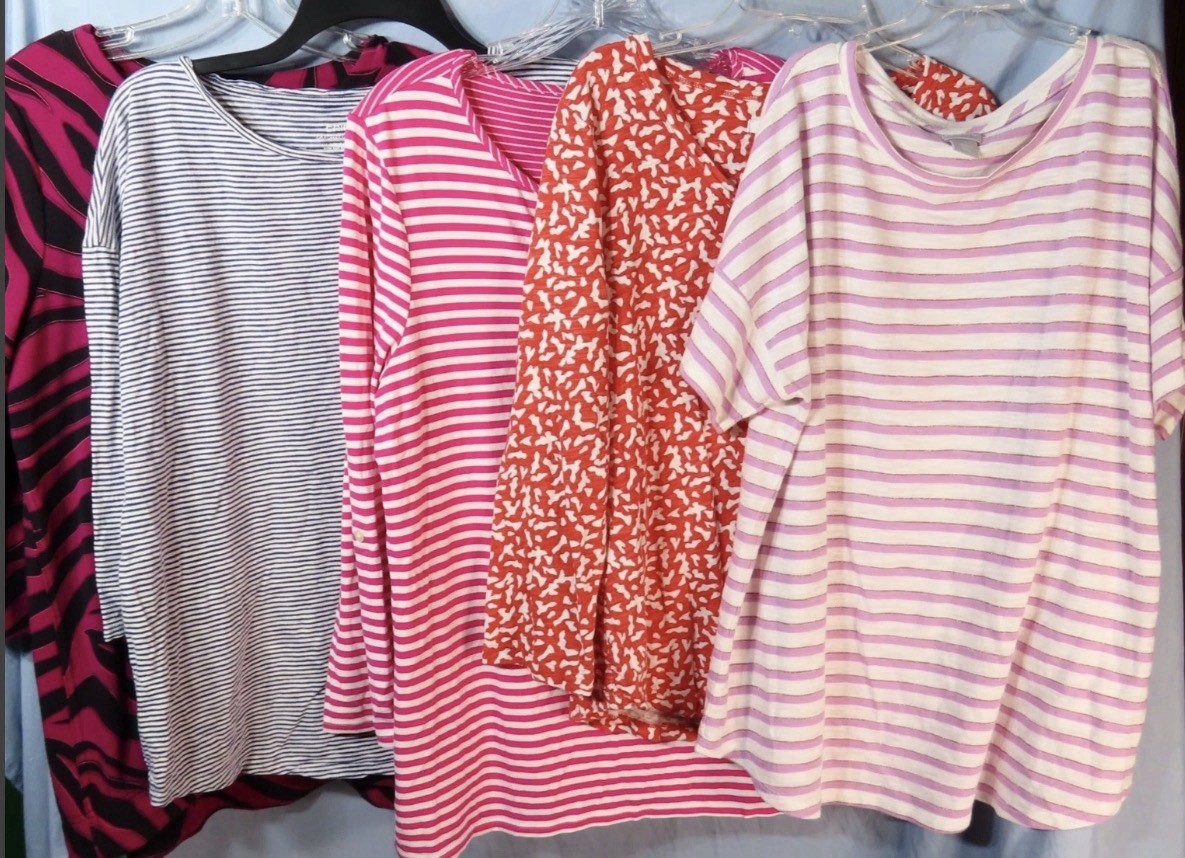 CHICO’S Lot of 5 Knit Tops PINK CORAL LILAC NAVY FUSHIA Stripe SZ 1 M GC #50141