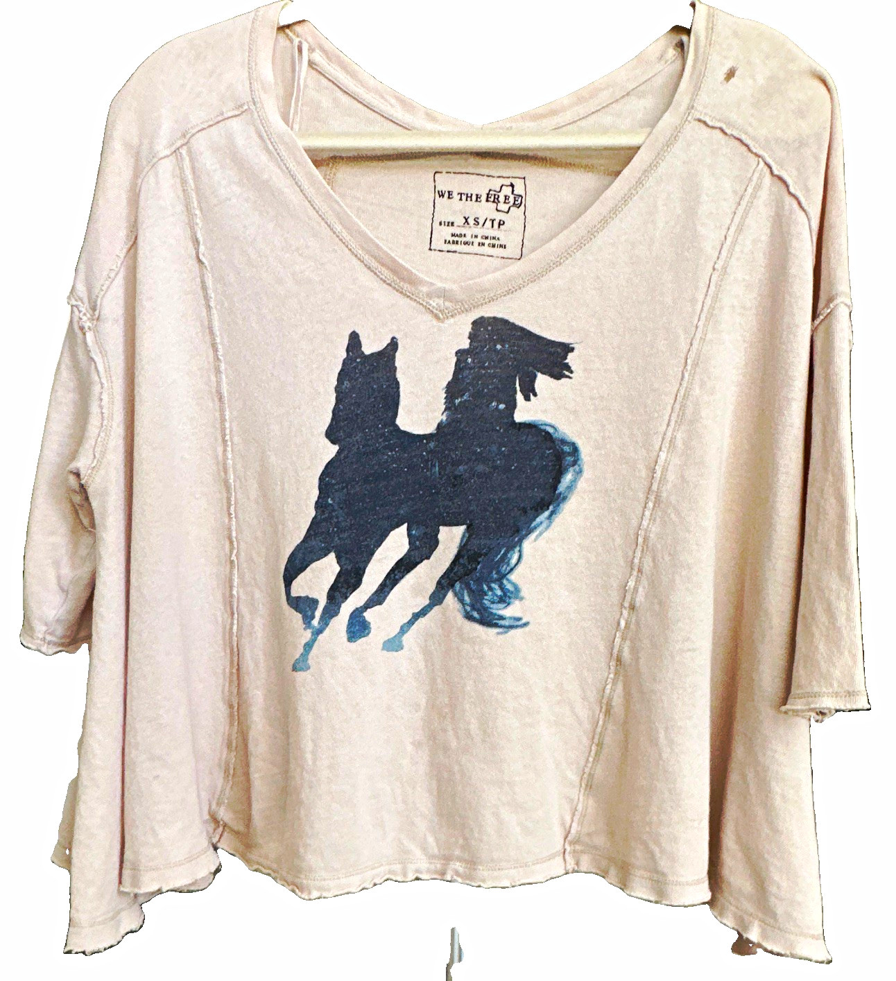 We The Free Women’s XS Beige V-Neck 3/4 Dolman Oversized Horse Graphic Tee