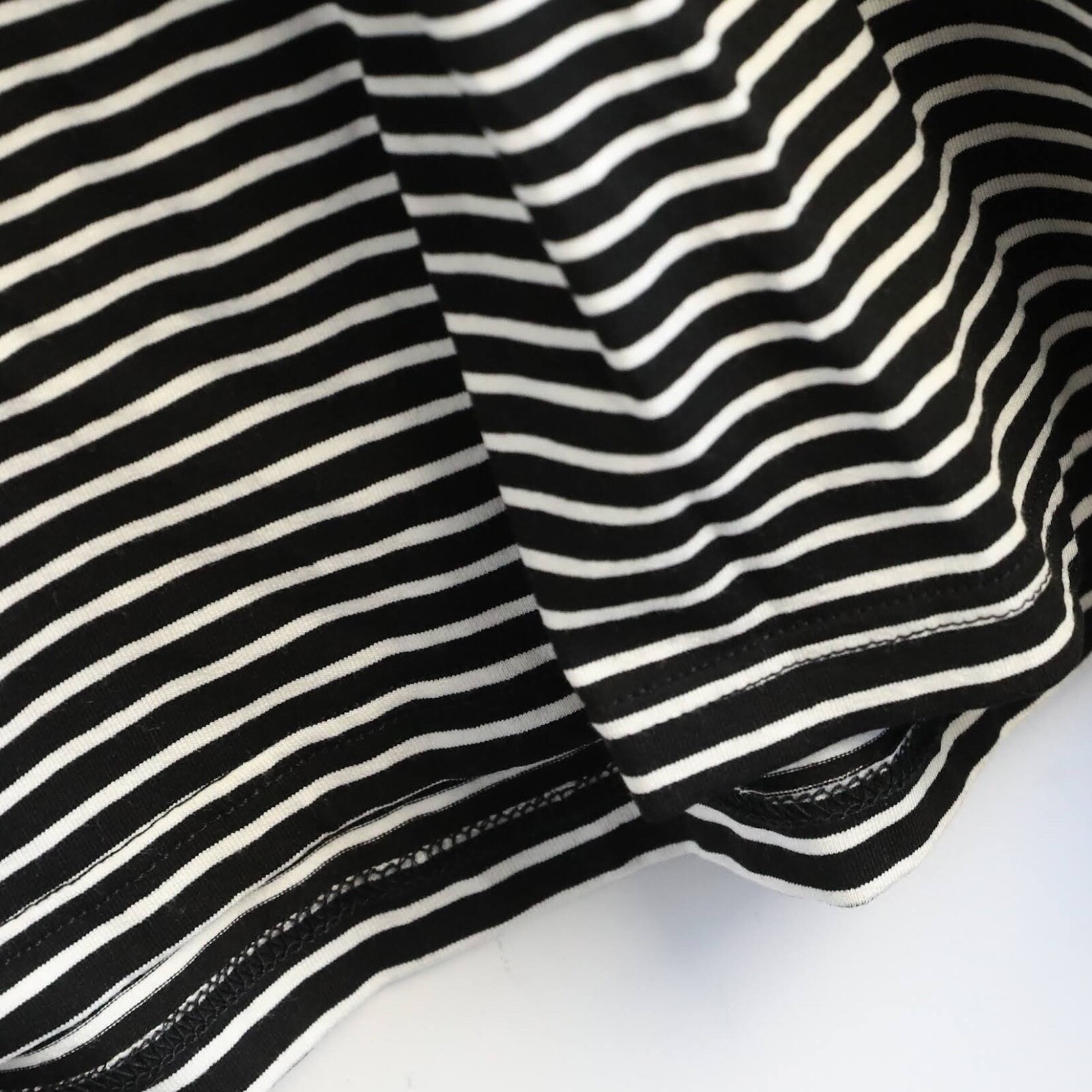 Toni T Plus Top black striped print 22 stretch tunic comfy decorative zipper