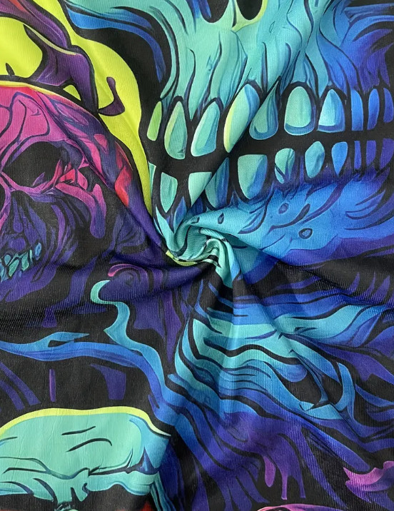 Unisex Size L Bright Multicolor Graphic Skull T-Shirt Silky Satin Feel