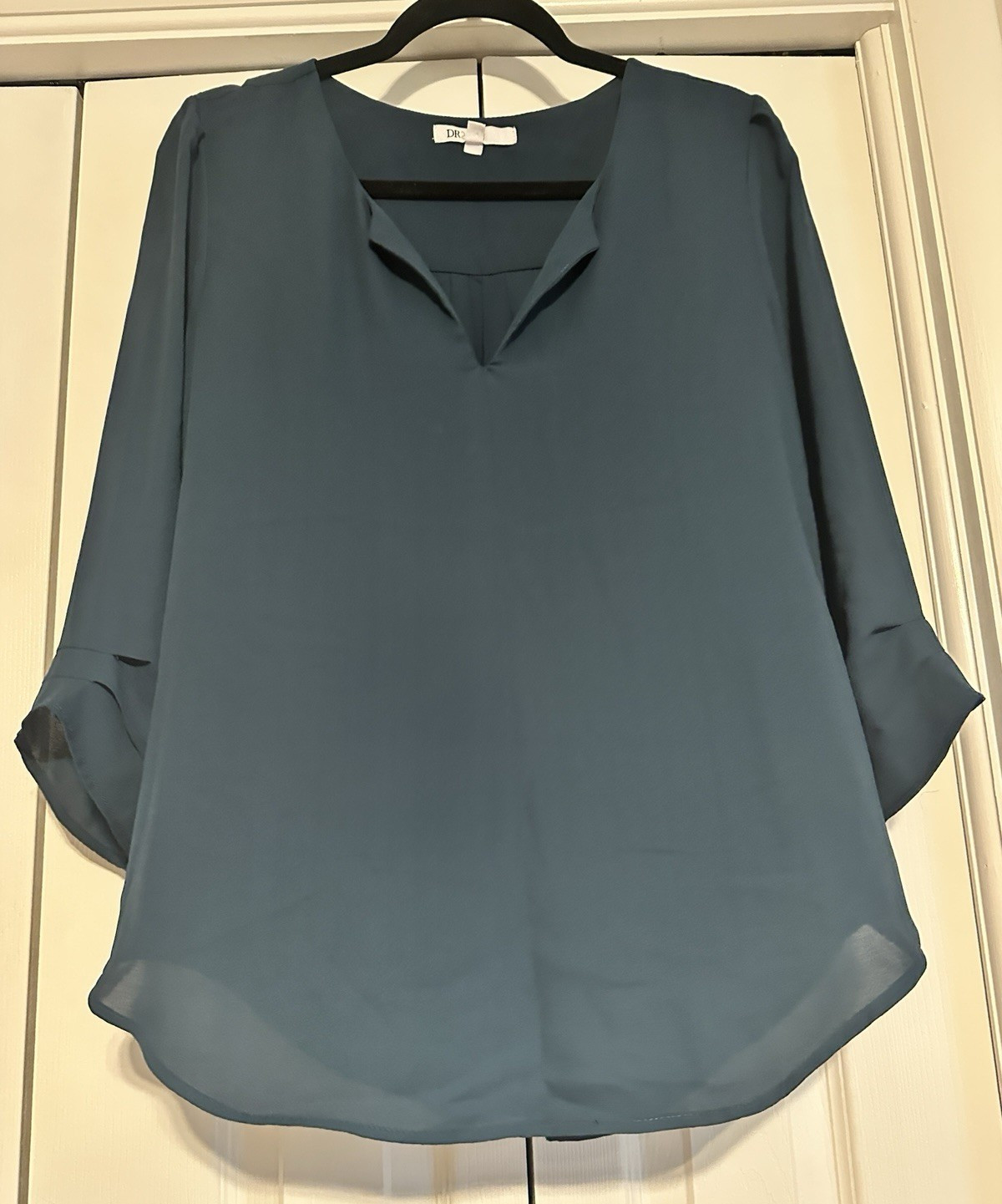 DR2 Women’s Blue Solid V-Neck Pullover Blouse Top, 3/4 Roll Tab Sleeve M
